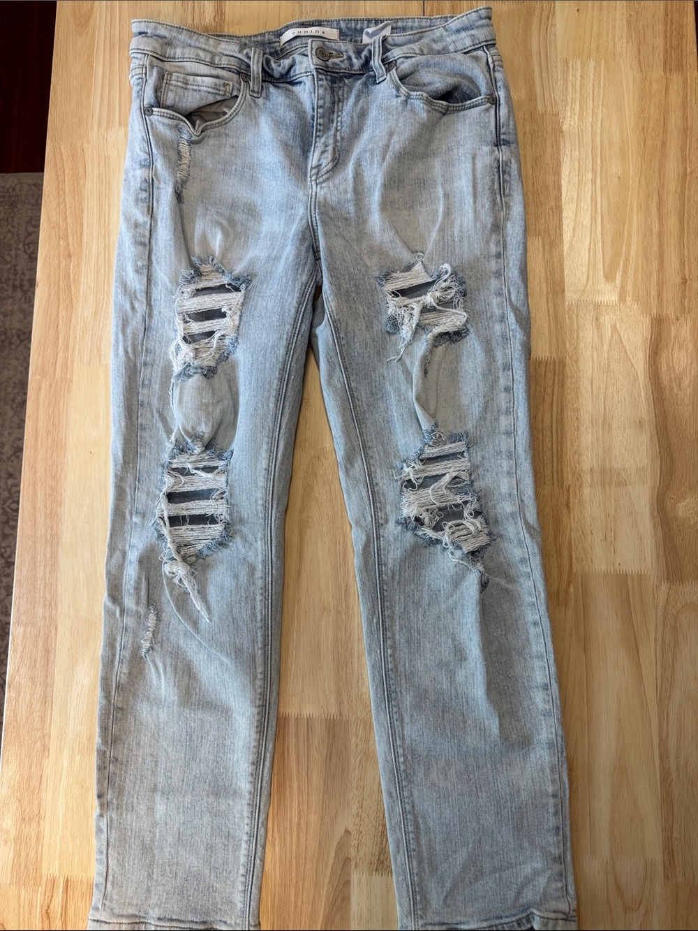eunina Light Blue Washed Denim Jeans